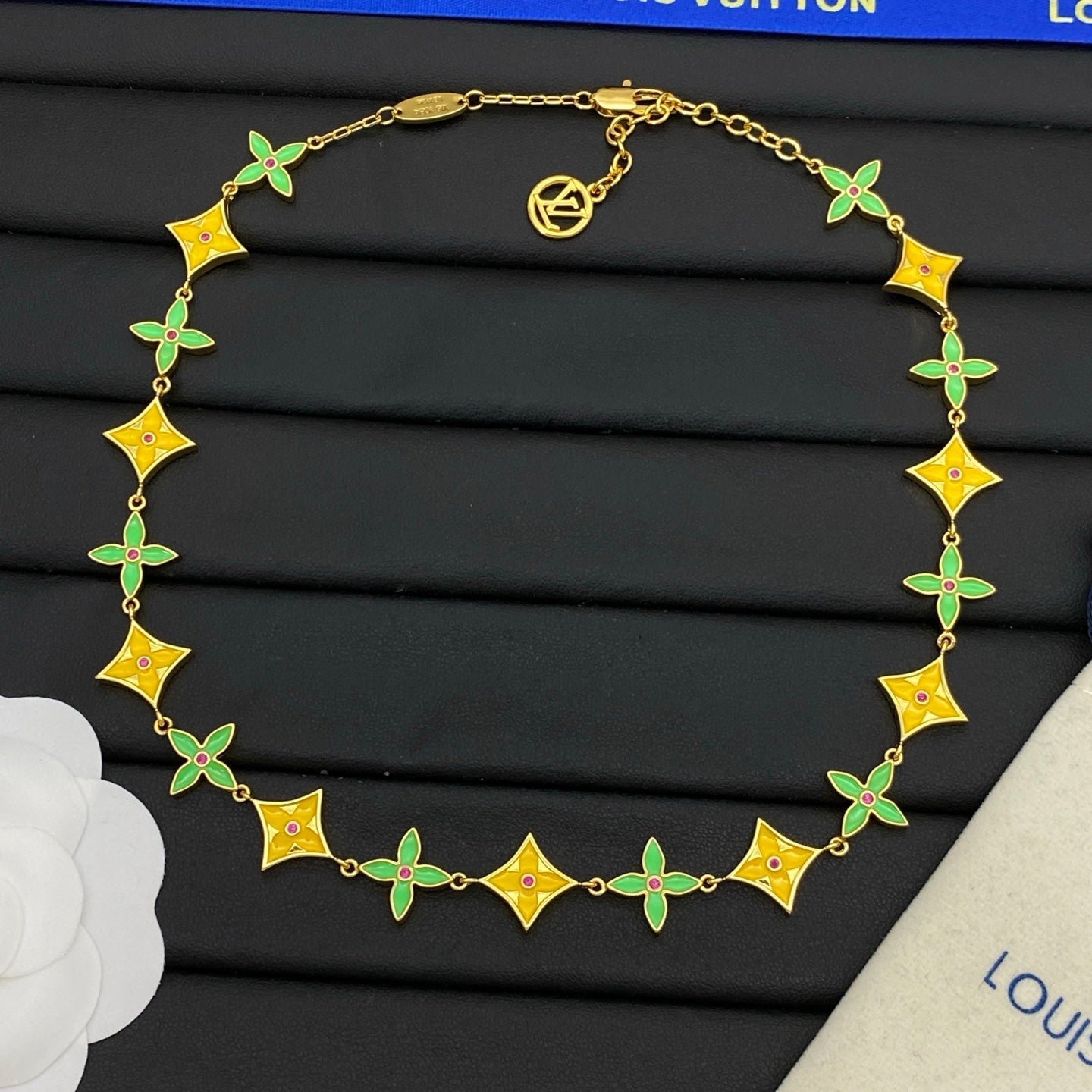 Catch your eye Love Earrings & Bracelet & Necklace 3 Set (3 Color of Chain)