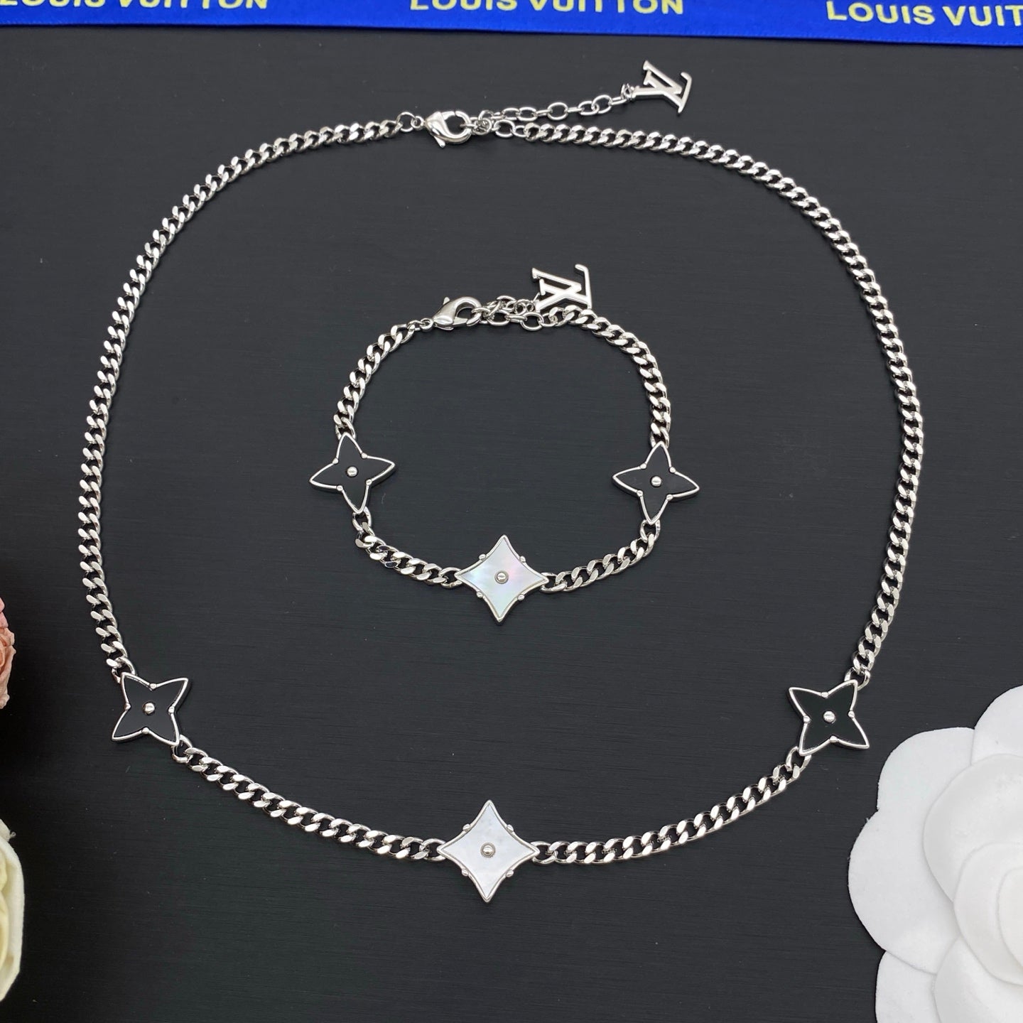 Less is More Love Bracelet & Necklace 2Set