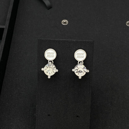 Orecchini Min con design a diamante