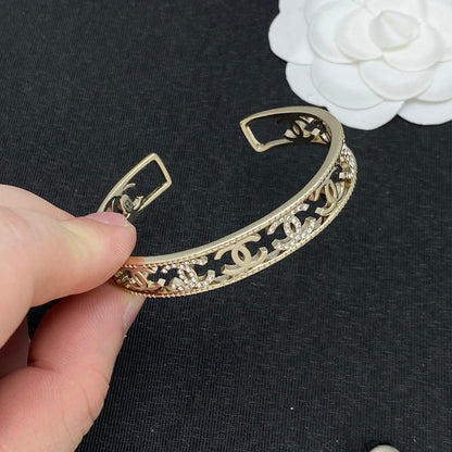 Hollow Out CC Queen Bracelet