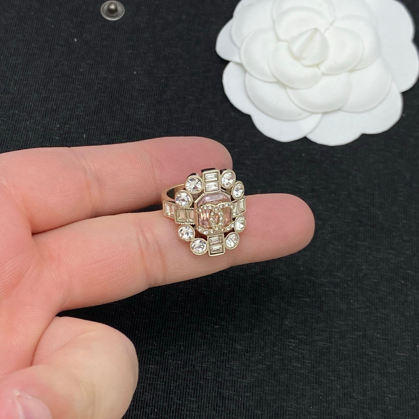 Night Queen Diamond Design Ring