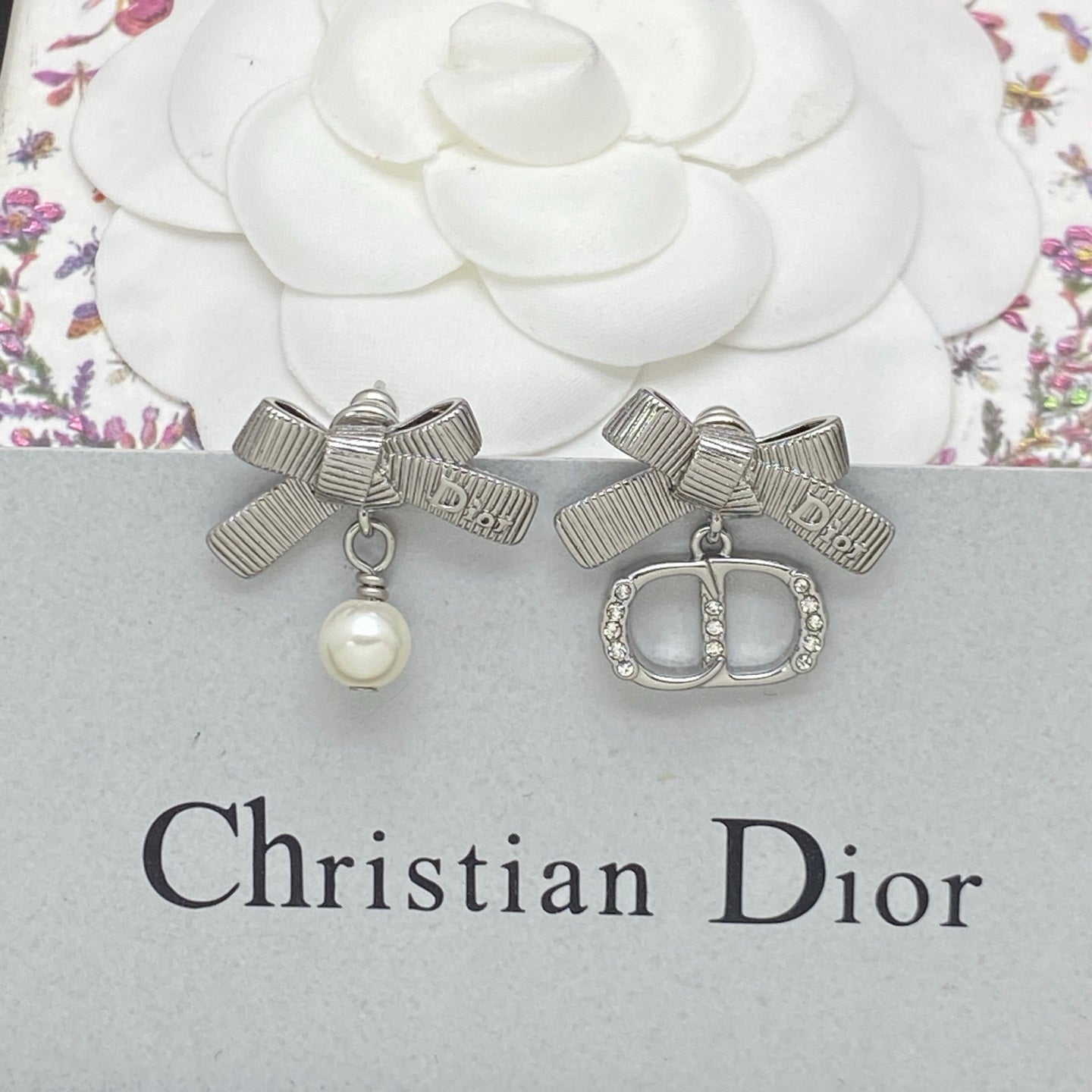 Dove Bow Knot Girl Earrings