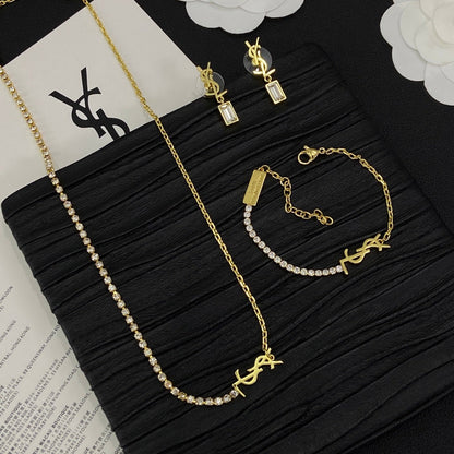 Sì, set da 3 pezzi vintage con design da ragazza e perle – oro