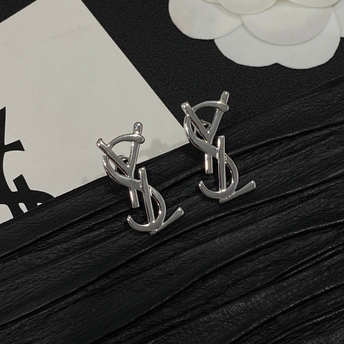 Yes Elegant Girl Design 3 Set (Earring+Bracelet +Necklace) - Silver
