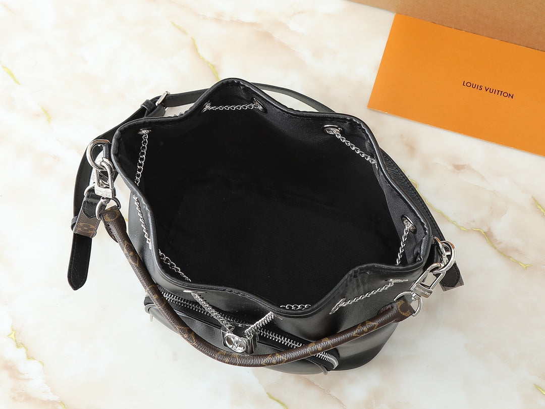 Bag M14377